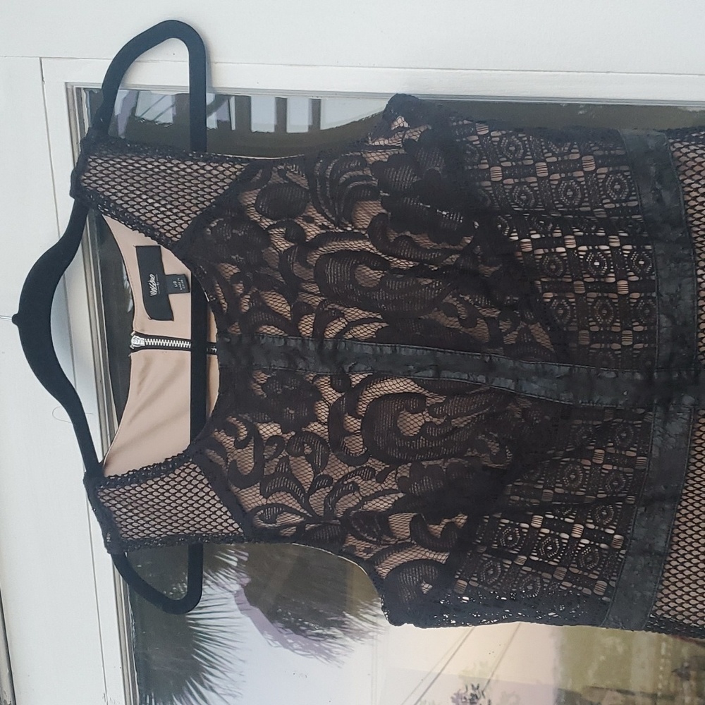 Black and nude overlay lace mini dress L / LG - Picture 9 of 10